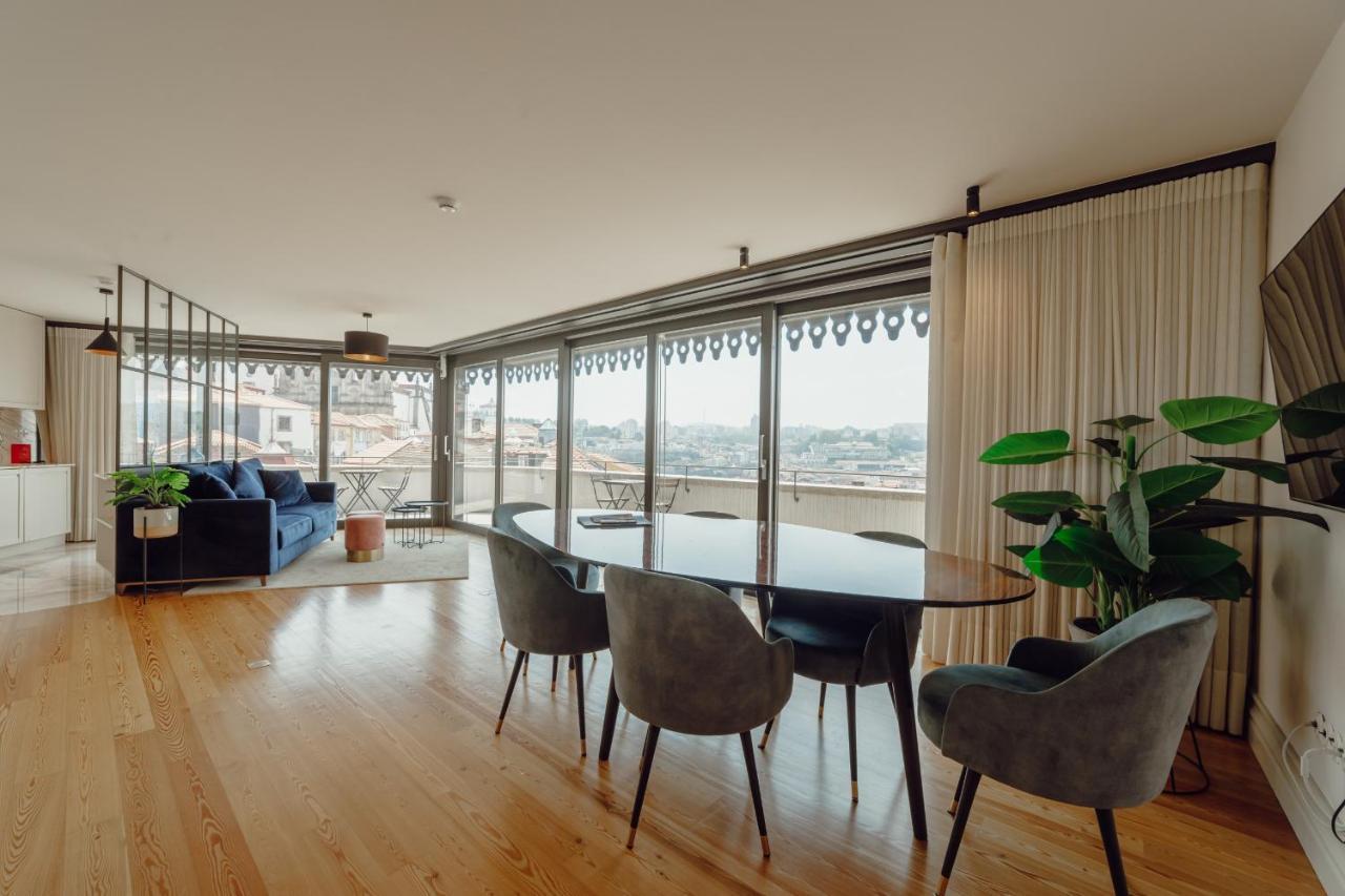 Downtown Penthouse With River View By Vacationy Порту Экстерьер фото